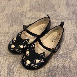 Patent leather cat dress shoes. Barely worn!